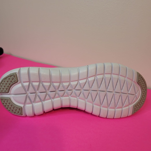 New propet travelite slip on women comfort sneaker shoes Sz 6 - Picture 9 of 9